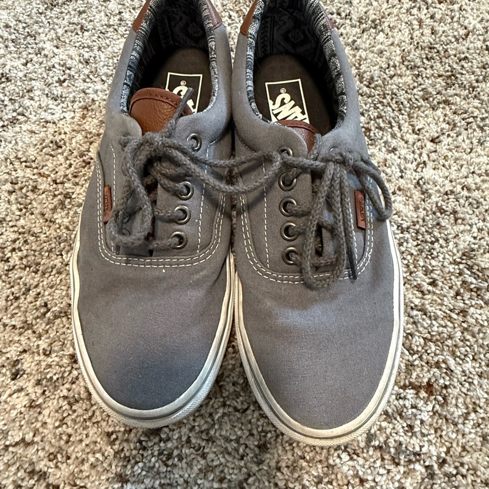 Vans woman’s Gray Casual Sneakers